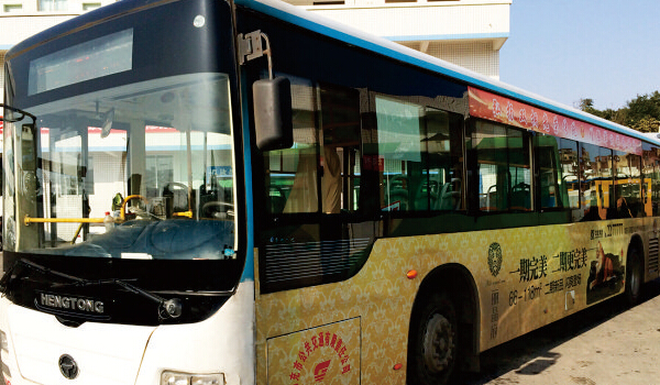 南充公交車身廣告投放案例