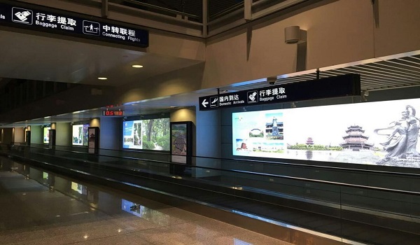 南昌昌北機場燈箱刷屏機廣告投放案例