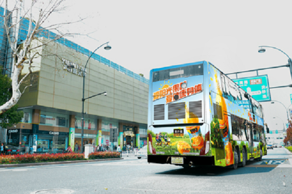 杭州雙層公交車身廣告投放案例