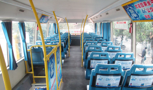 南寧公交車廂廣告
