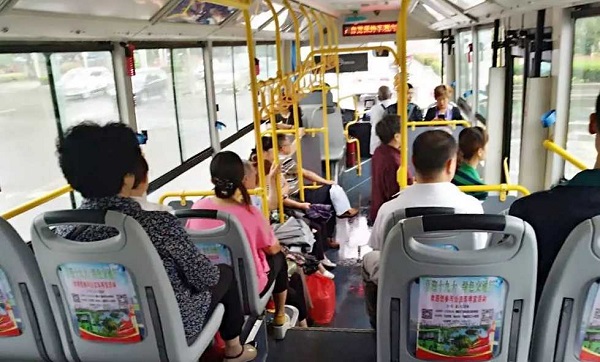 公交車椅背廣告