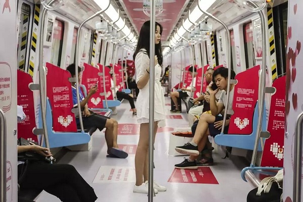 地鐵車廂場景化營銷